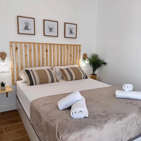 Apartment Gorgot 6p D Con Terraza Y Piscina Comunitaria Cerca De La Playa Empuriabrava
